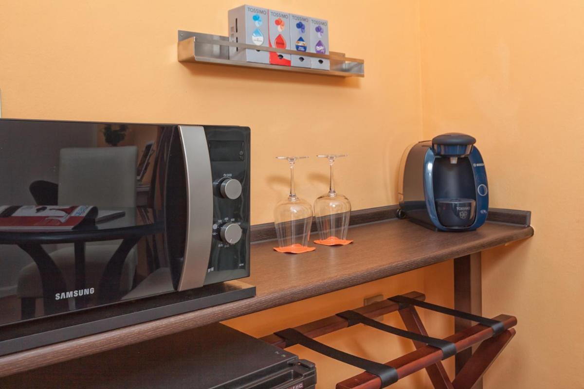 Boutique Hotel Pueblo เบนัลมาเดนา ภายนอก รูปภาพ