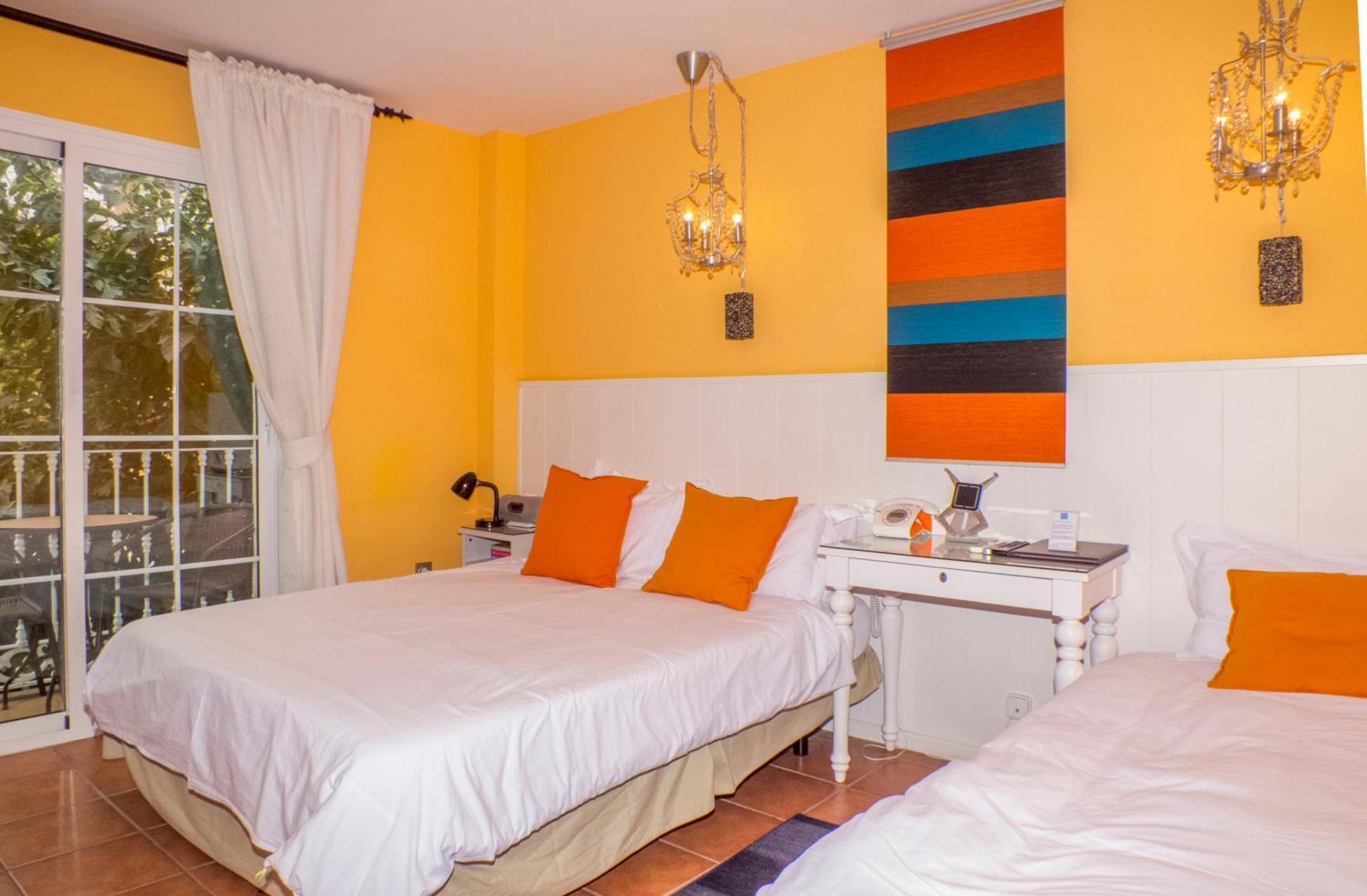 Boutique Hotel Pueblo เบนัลมาเดนา ภายนอก รูปภาพ